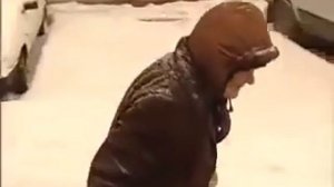 бабка ругается матом