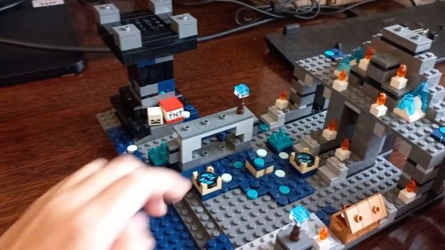 Обзор нового лего набора"Древний город с варденом" смотреть онлайн