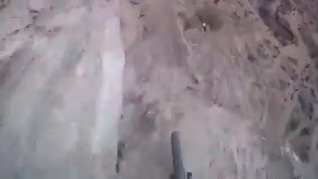 Жёсткий спуск с горы на велике смотреть онлайн