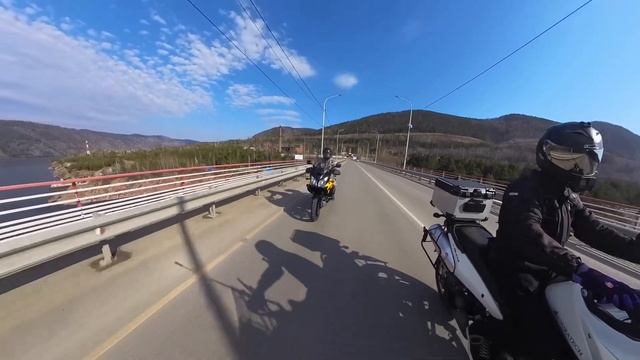 Открыли мотосезон 2025, короткая «покатушка» до Красноя смотреть онлайн