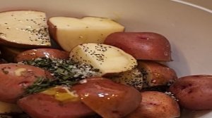 Картофель с розмарином