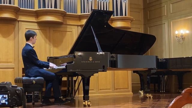 П.И.Чайковский — М.Плетнев "Andante-maestozo" из балета "Щелкун смотреть онлайн