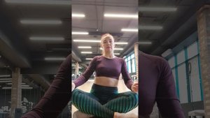 сложное движение грудью в ТрайблФьюжн