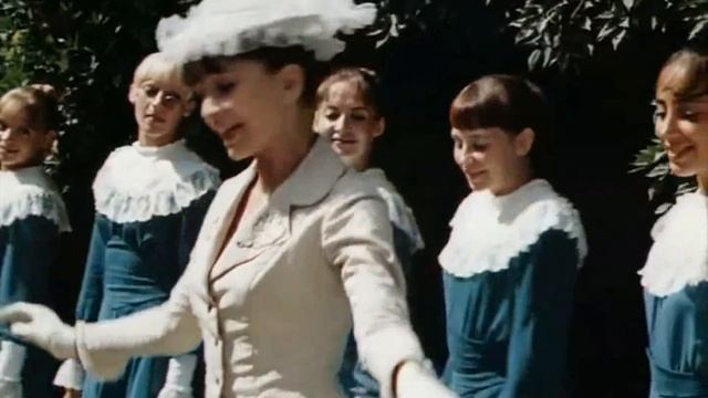 Небесные ласточки - Киноконцерт смотреть онлайн