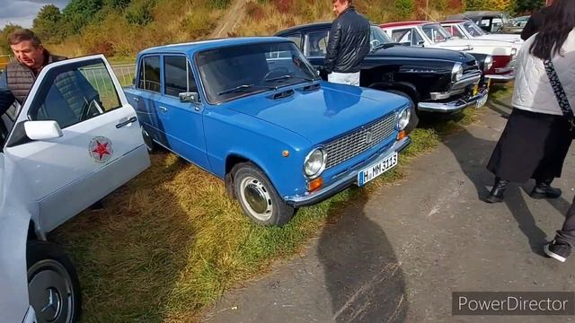 Ретро Автобили BMW и другие марки. Так же и Ретро из СССР смотреть онлайн