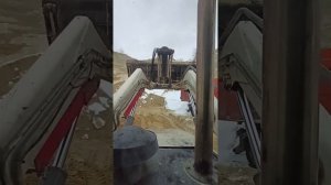 Погрузка TEREX 860 КамАЗ 5320 песком в карьере