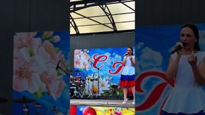 Шидловская Олеся
Русский мир 
#русскиймир 
#пойсГазмановым