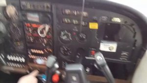 ПОСАДКА самолёта Cessna-182. Вид из кабины
