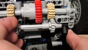 Внедорожник 4x4 с блокировкой дифференциала из LEGO TECHNIC