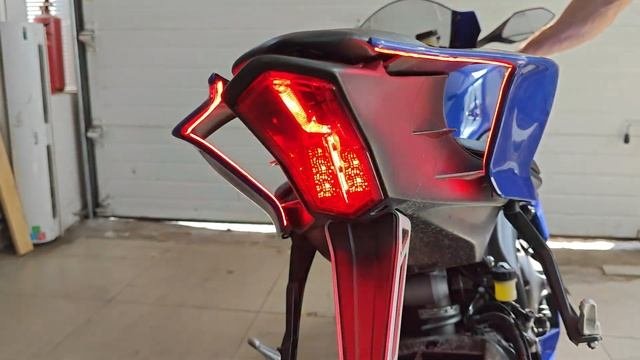 Стробоскопы на мотоцикл Yamaha R6. Light Control Pro