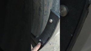 Установка брызговиков  на Mazda Premacy ,Mazda 5 в кузове CW.