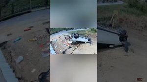 жёсткое приземлилась 😱