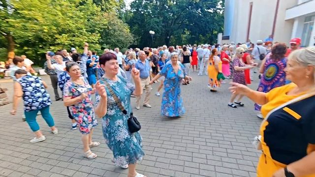 8.06.25г... "Цыганочка"...