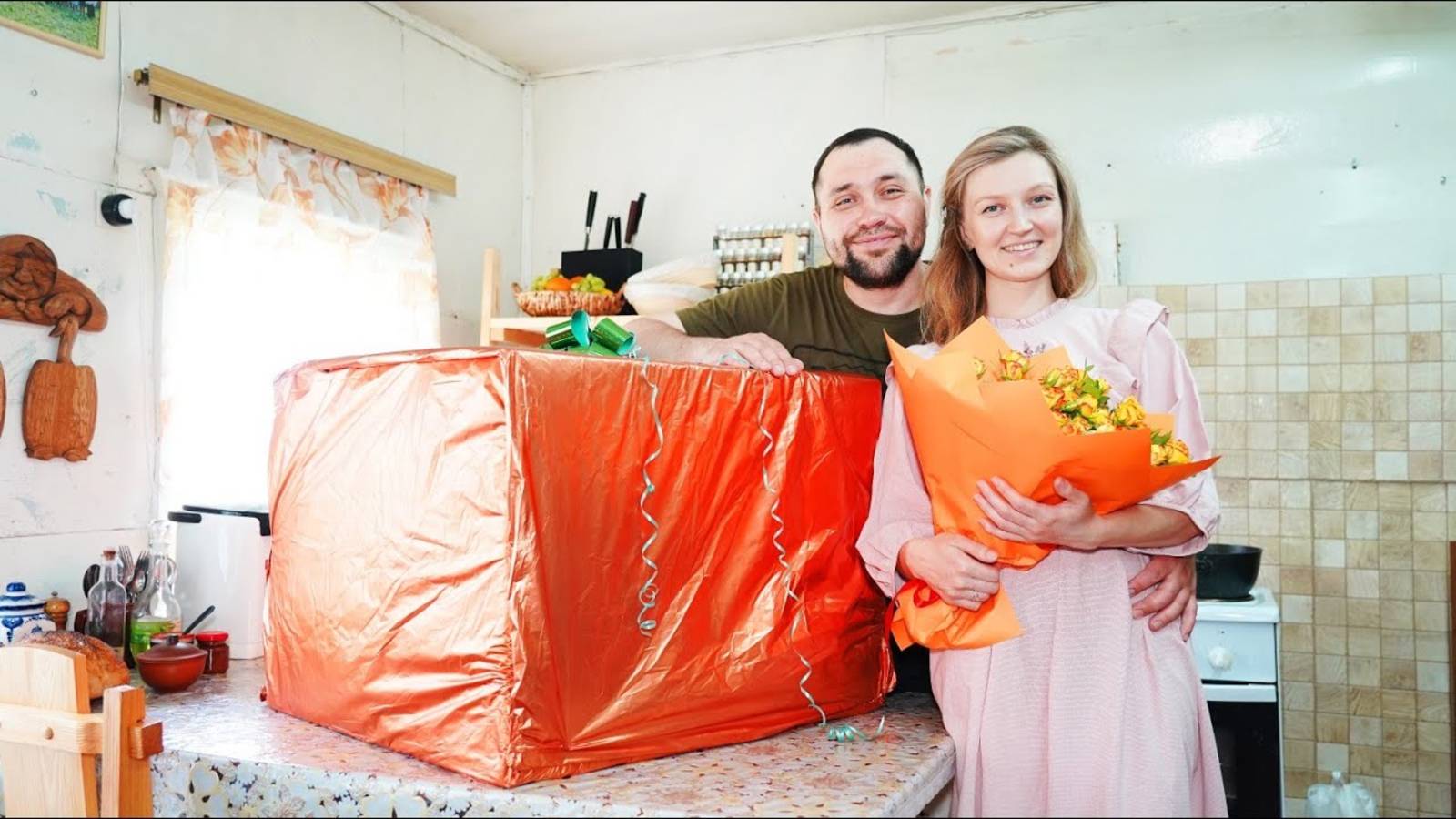 ДЕНЬ РОЖДЕНИЯ В ДЕРЕВНЕ ｜ ПОДАРОК ДЛЯ ЛЮБИМОГО ДЕЛА И НЕОЖИДАННЫЙ СЮРПРИЗ ｜ ПРАЗДНУЕМ И РАБОТАЕМ