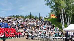 ПУСТЬ ВСЕГДА БУДЕТ СОЛНЦЕ☀️
ЯРОСЛАВ ГРЕБЕЛЬНЫЙ 
Алексей Адамович 
Ева Викторова 
Сводный Хор Всев.р.