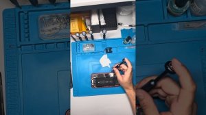 Дешево и сердито IPhone 11 Pro. Замена стекла камеры iPhone XR.