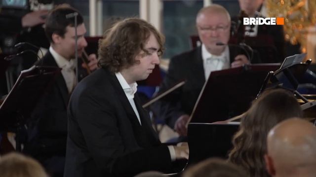 Bridge TV: Адам Гуцериев (фортепиано) и Дали Гуцериева (вио? смотреть онлайн