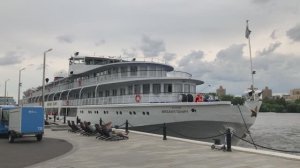 т/х МИХАИЛ ТАНИЧ заканчивает швартовку