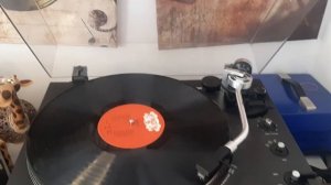 Проигрыватель винила Technics sl 1900