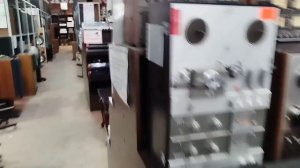 Магазин винтажной аудиотехники  у метро Удельная, Пет?