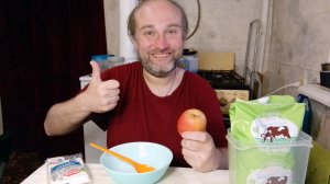 ужин яблоко кефир творог. едим и худеем. мукбанг. обжор. еда на камеру. диета. шизофрения.