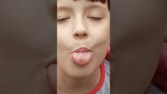 Учим Машу кататься на велосипеде (Апалиха тv) смотреть онлайн