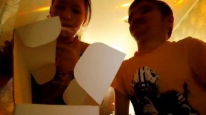 Дарю девушке телефон, с челенджем.