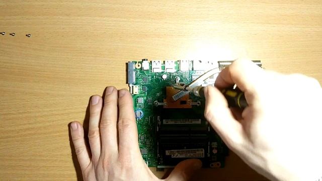 Розбирання та чистка Acer Aspire ES1-520-398E (Cleaning and Disassemble Acer Aspi