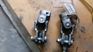 Замена рулевого карданчика на Mazda premacy.