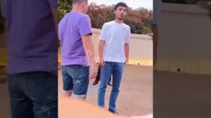 В аэропорту Адлера местные бомбилы избили водителя, который приехал забирать своих пассажиров.