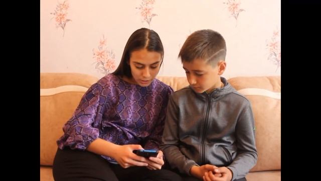 Равный обучает равного. Клуб юных спасателей-пожарных смотреть онлайн