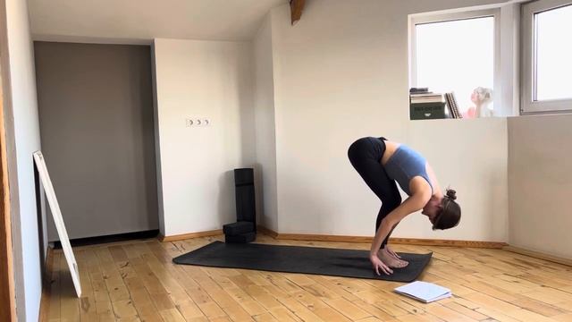 Йога перед сном  Йога антистрес  Заспокійлива йога  В