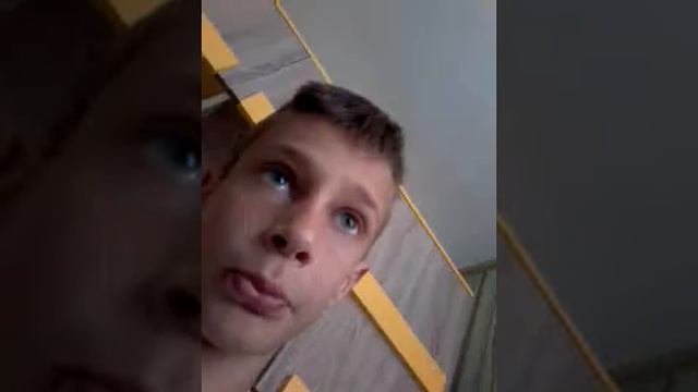 Как на Майнкрафт да си направите мечове кирки лопати и