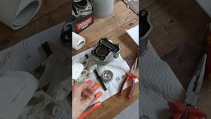 Китайский мопед - сапун дымит