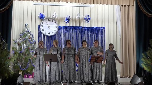 Краснофлотский СДК - "Рябиновая ягода" / вокальный анса смотреть онлайн