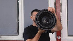 От 8 до 15 дюймов: Найди свой идеальный сабвуфер!