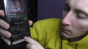 Где можно нормально слушать музыку в наушниках?