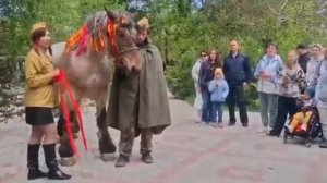 В Крыму НАГРАДИЛИ лошадь Победы Бахчисарайский парк миниатюр #паркминиатюр