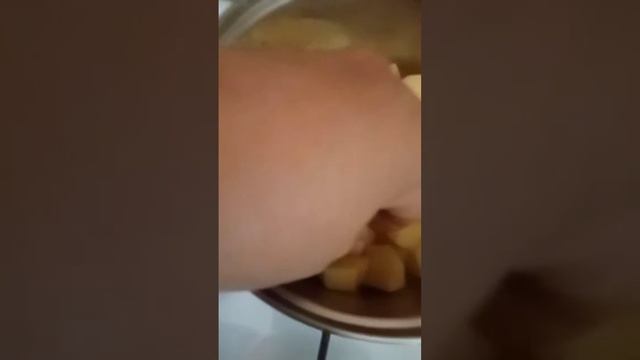 готовим тыквине суп тыква 300гр картошка 🥔 4шт фарш 150г? смотреть онлайн