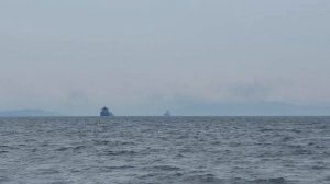 Стою в Находке в ожидании погрузки/кайфую на море/Владивосток-Н.Челны