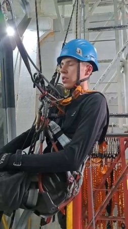 Еще одна группа успешно завершила курс промышленного альпинизма на наших полигонах.