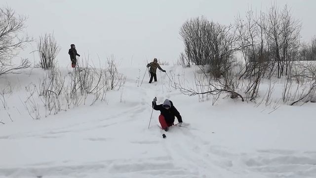 р.Стрелина - р.Томь // Пещерские скалы // лыжи смотреть онлайн
