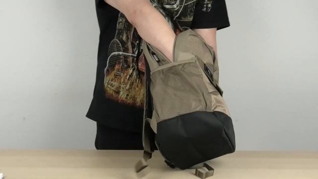 Розпаковка Puma Deck Backpack 91320-03 Totally Taupe смотреть онлайн