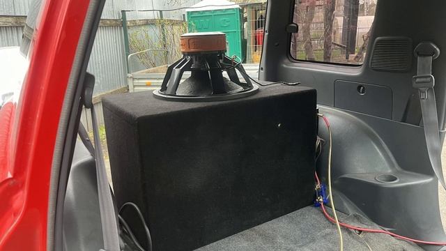 Dl audio Phoenix Bass Machine 18 Сабвуфер который смог! Он порвет тво смотреть онлайн