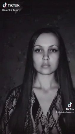 Самая красивая девочка с родителями