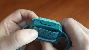 Новинка 2025 - налобный фонарь Nitecore HA23 UHE против Fenix HL18