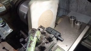 1А616: налаживаю коробку подач, точу маточную гайку задн
