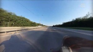 По большой пробке на трассе м4 на мото
