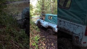 ЛуАЗ по болоту