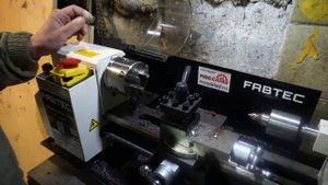 Гаражный токарник Fabtec FML 180×300Vs